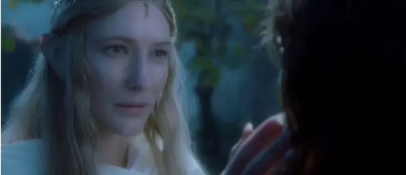 galadriel-orelha.webp