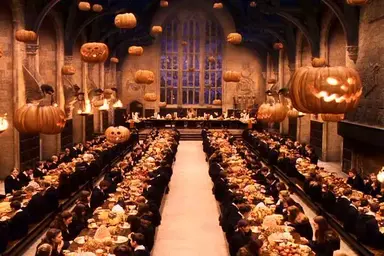 harry-potter-great-hall-halloween.webp