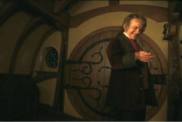 Agora é oficial! Hugo Weaving retorna como Elrond em O Hobbit! – Valinor